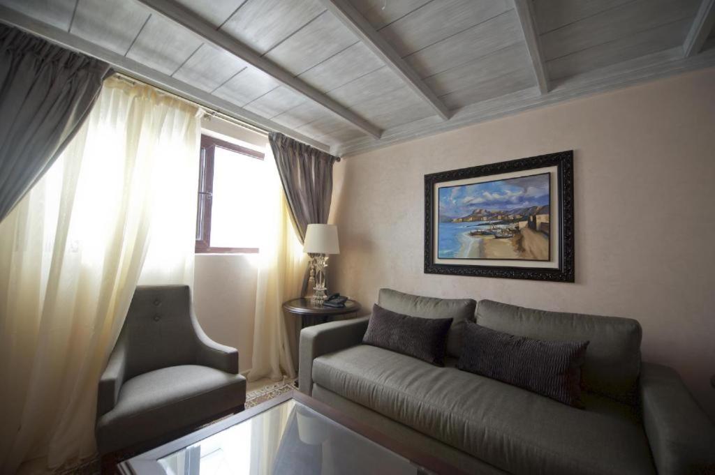 Posezení v ubytování Hotel Al amal Tiznit