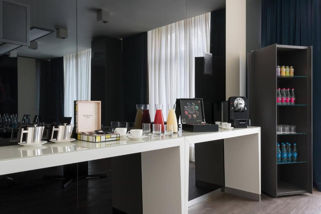 Excelsior Hotel Gallia, a Luxury Collection Hotel, Milan photo