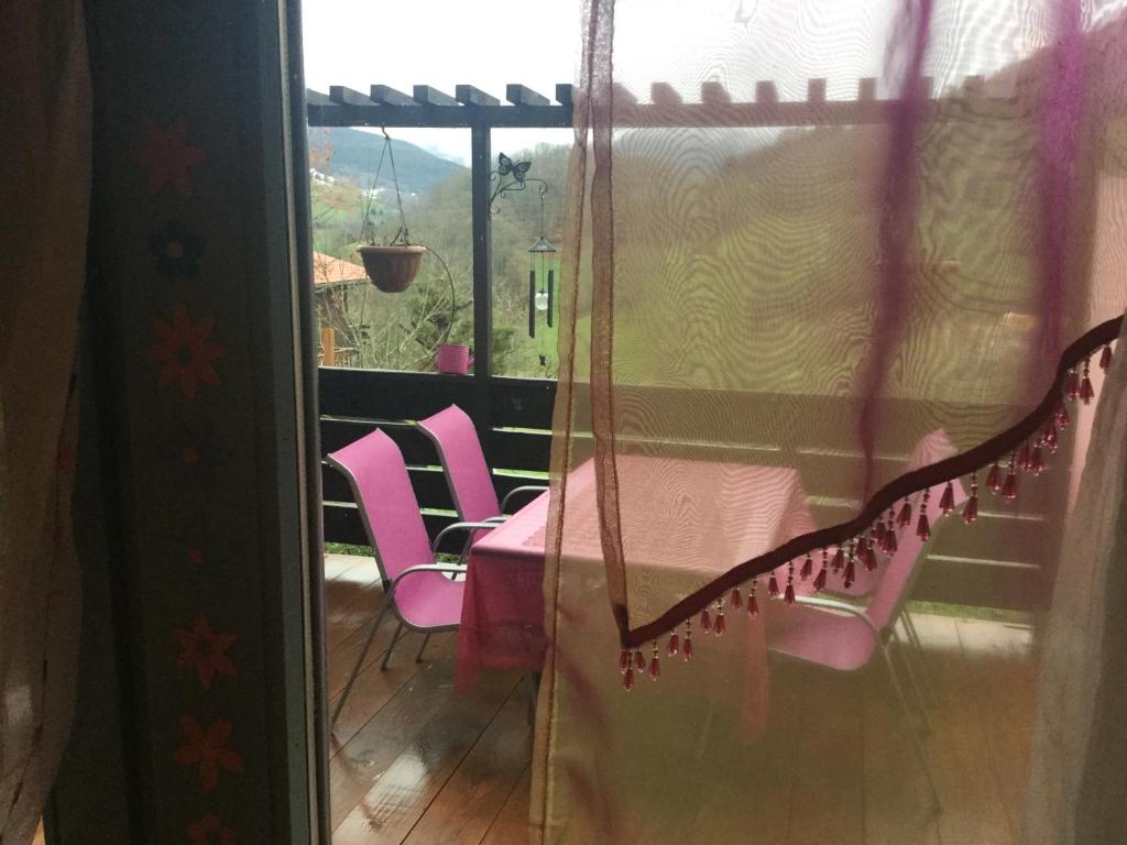 Balkón nebo terasa v ubytování Les Effraies