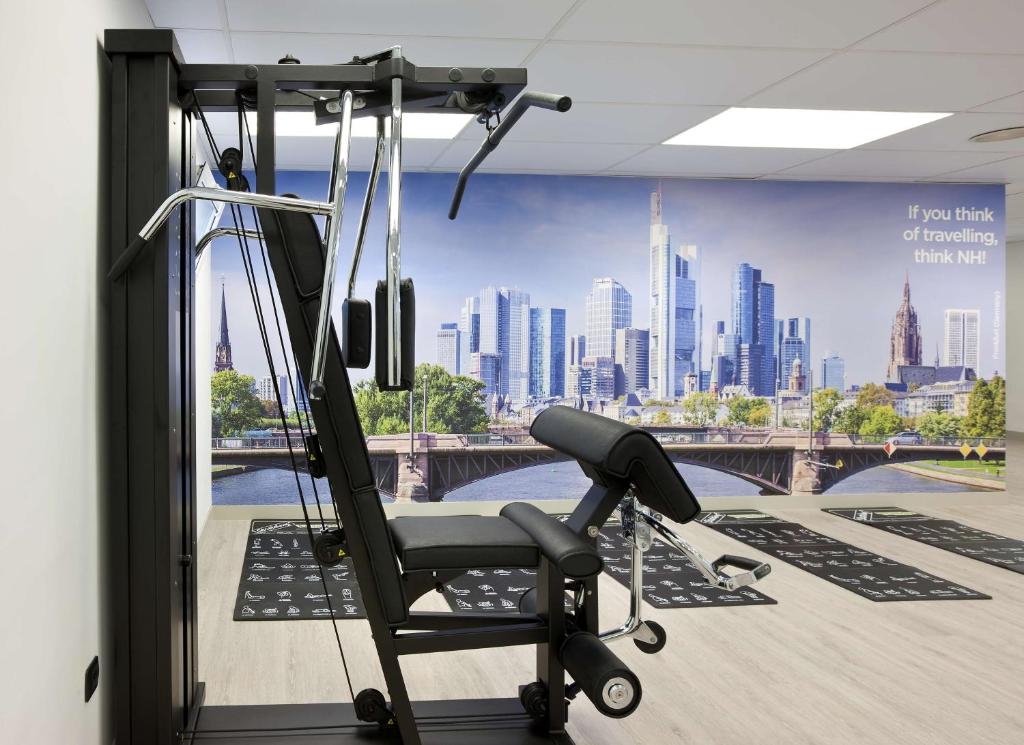 Fitness centrum a/nebo fitness zařízení v ubytování NH Pamplona Iruña Park