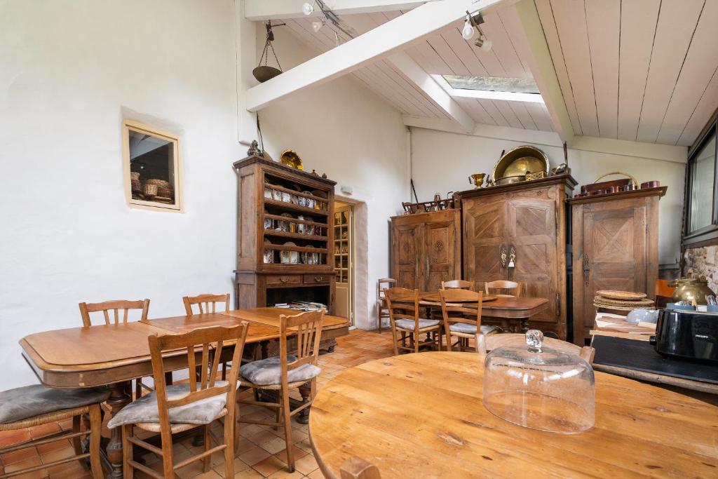 Photo de la galerie de l'établissement Chambres D'hôtes Logis Du Jerzual, à Dinan