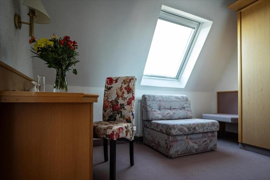 Familien-Hotel Am Tränkbachtal Frauenwald - Standard Single Room