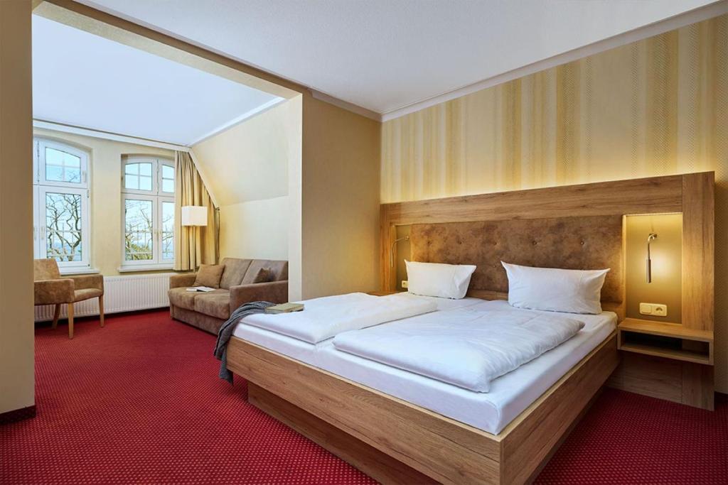 Strandhotel garni Kormoran - Doppelzimmer Mit Meerblick Und Erker