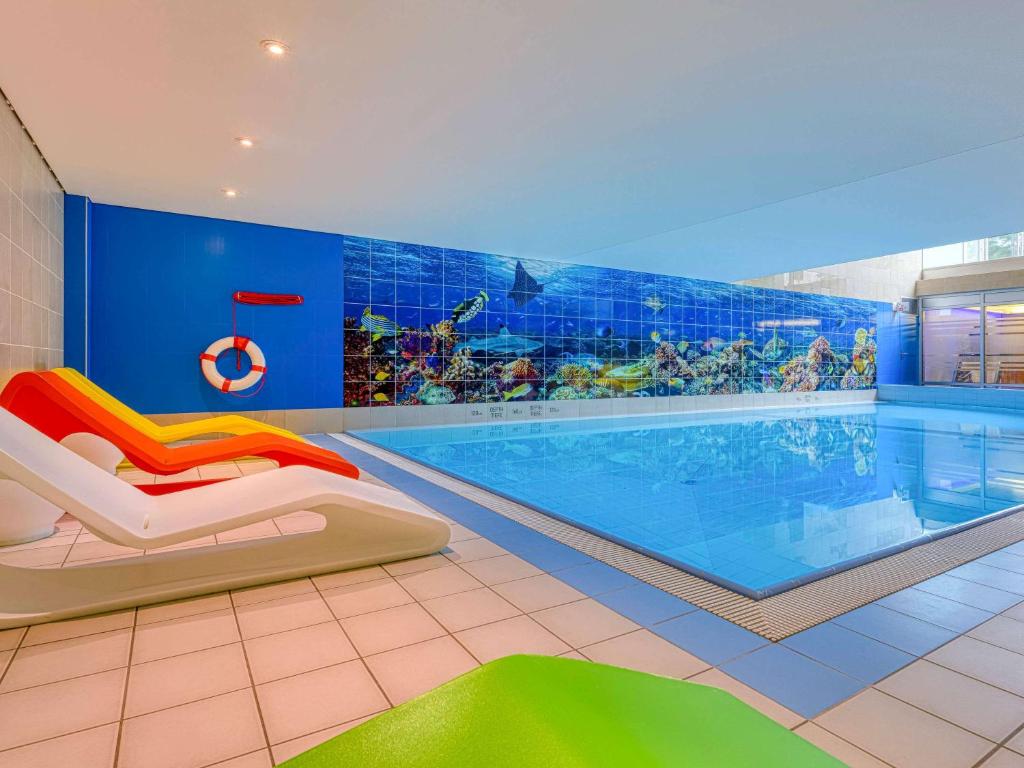 Bazén v ubytování Novotel Zurich City West nebo v jeho okolí