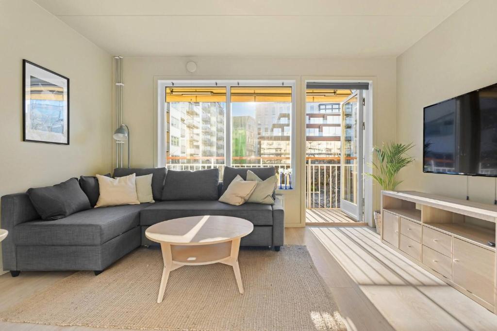 Picture of Charming Oslo Apartment with Balcony Rooftop Access, Oslo (precios ...