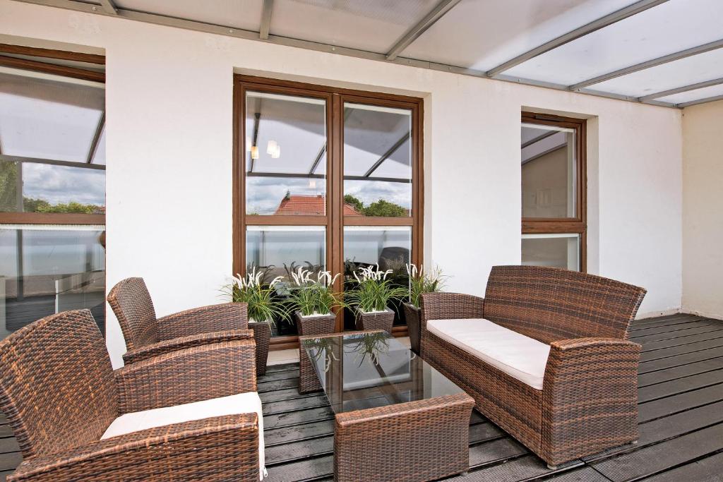Posedenie v ubytovaní Hallera 165 by Downtown Apartments