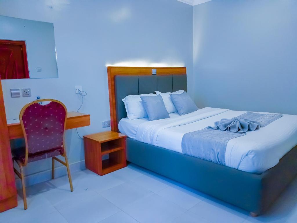 Olive Hotel Narok - Superior Zimmer Mit Kingsize-Bett