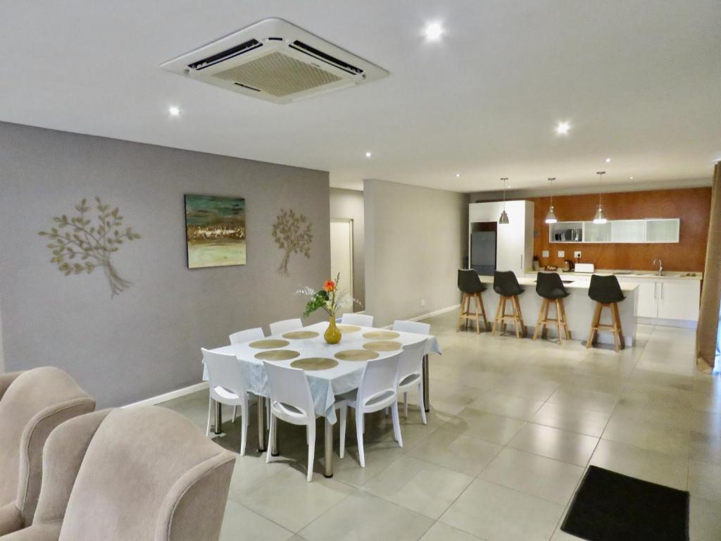 The Executive - Exclusive Self-Catering Apartments - Ezulwini - Appartement De Trois Chambres