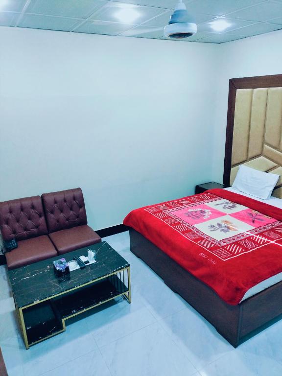 Royal Residency Guest House Karachi - Luxe Eenpersoonskamer