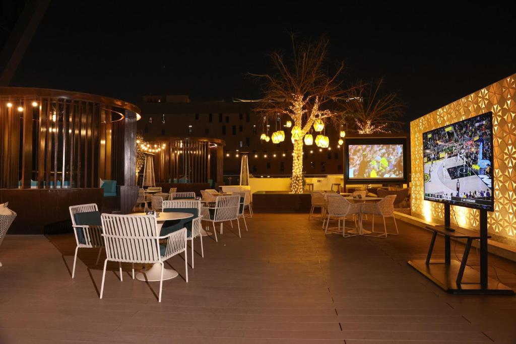 Steigenberger Residence Dohaにあるテレビまたはエンターテインメントセンター