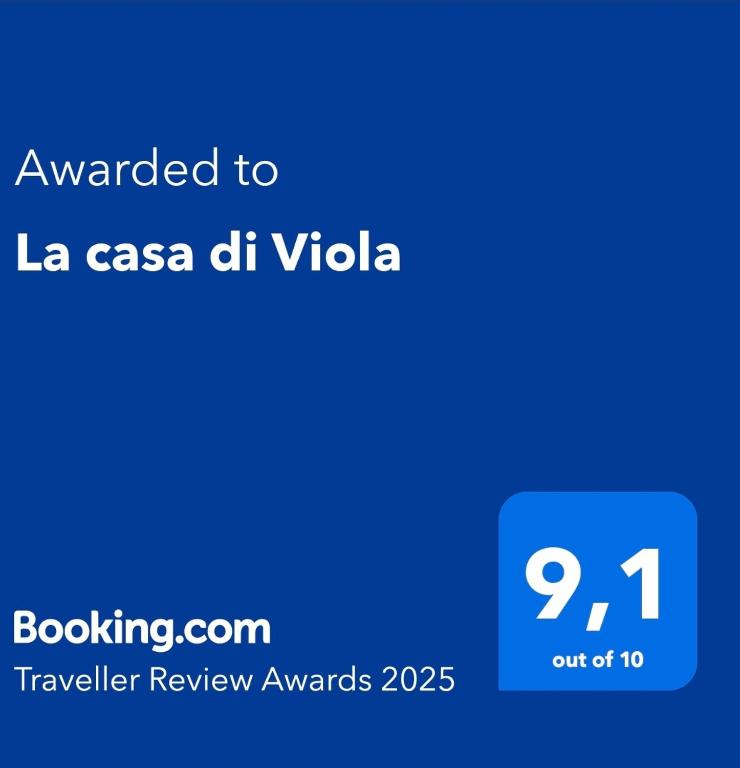 Certificato, attestato, insegna o altro documento esposto da La casa di Viola - Trastevere