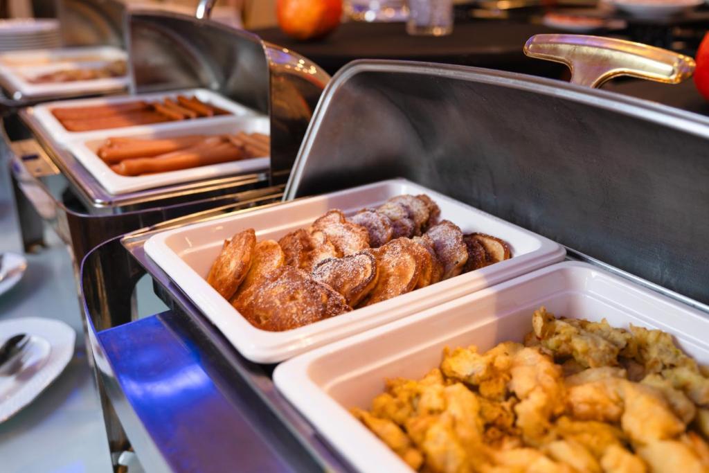 Hotel Lord - Warsaw Airport - Resim 11