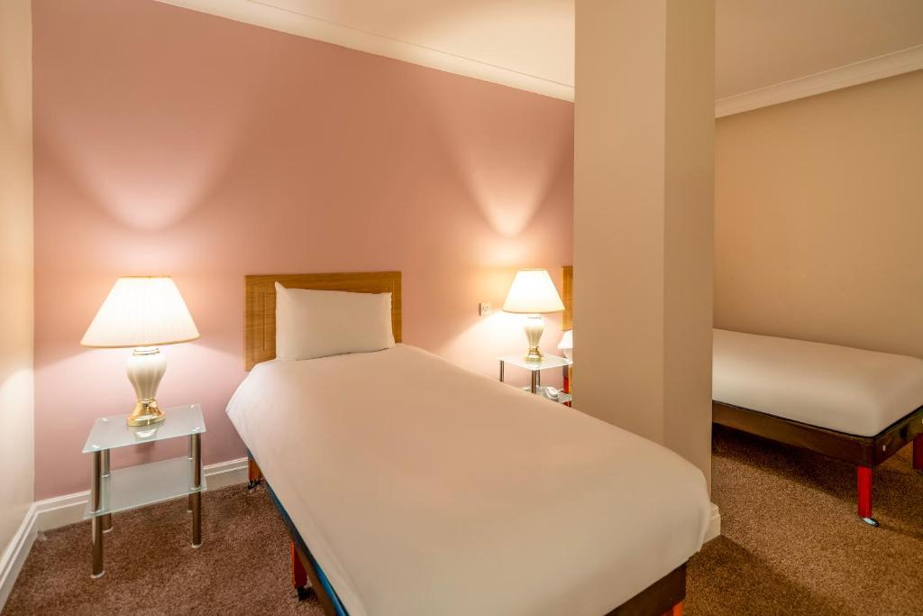 
Twin Room (No Windows)
