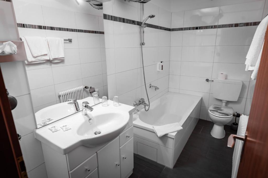 Koupelna v ubytování Hotel Martina