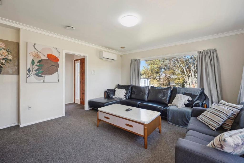 5 Huia street Holiday House - Resim 10