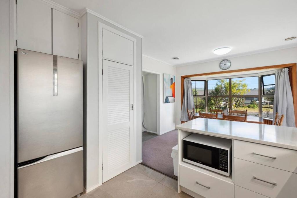 5 Huia street Holiday House - Resim 4