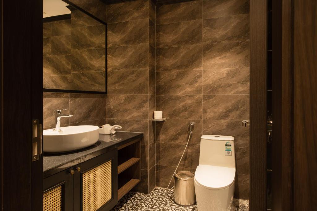 Hanoi Bliss Hotel - 12