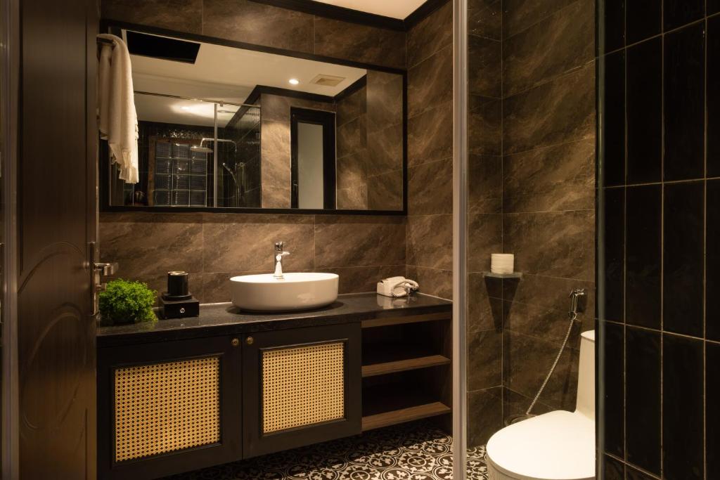 Hanoi Bliss Hotel - 11