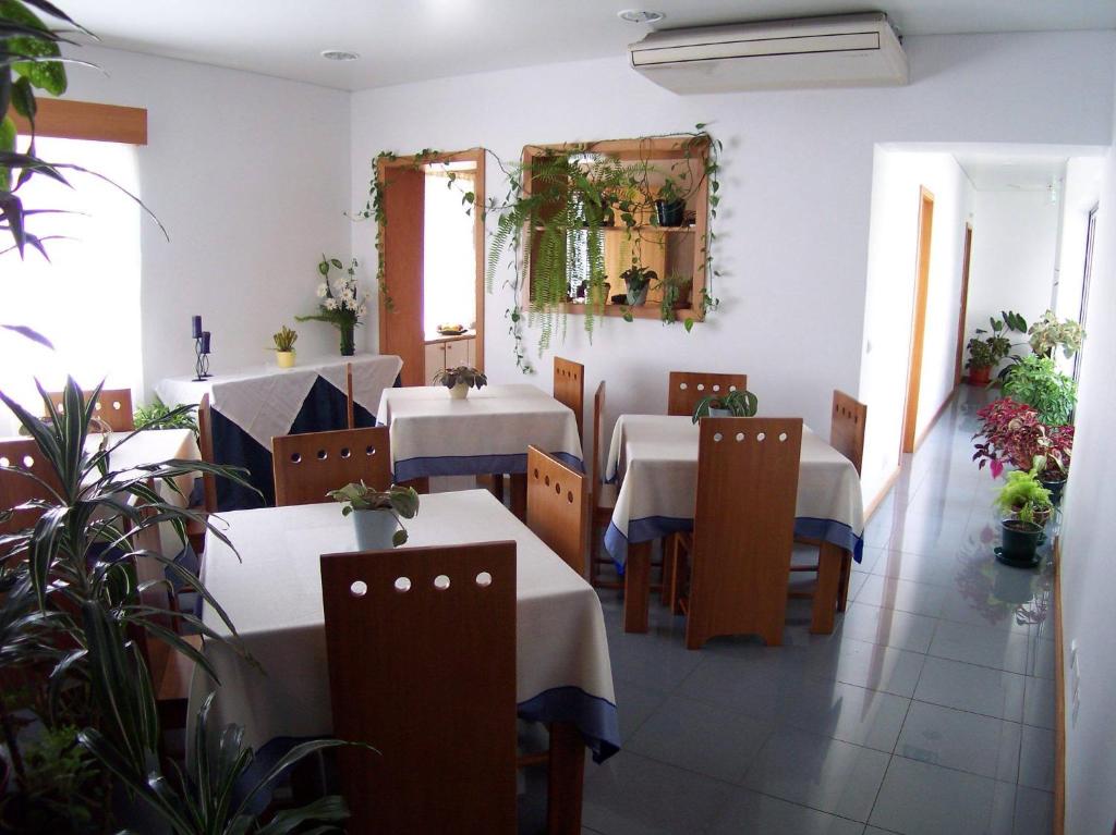 Restaurace v ubytování Hotel Residencial Ermida dos Remédios