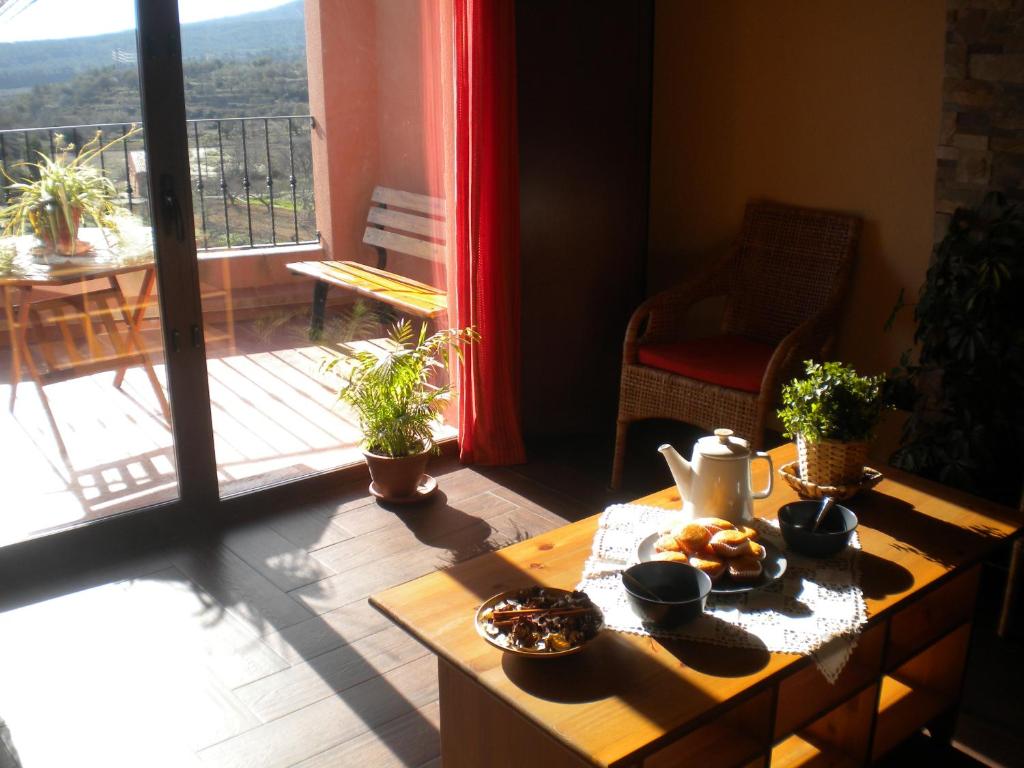 Balkón nebo terasa v ubytování Casa Rural El Planet de Maella Casa rural en Castellon Casa rural con Jacuzzi Casa rural en Xert Casa rural cerca de Morella