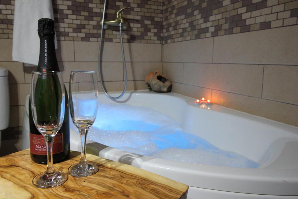 Nápoje v ubytování Casa Rural El Planet de Maella Casa rural en Castellon Casa rural con Jacuzzi Casa rural en Xert Casa rural cerca de Morella