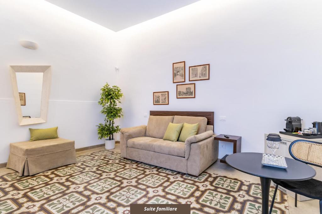 Posezení v ubytování Palazzo San Lazzaro - Jacuzzi Rooms & Suites Lecce Selection