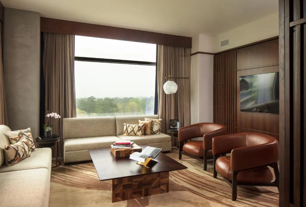 Suite with City View