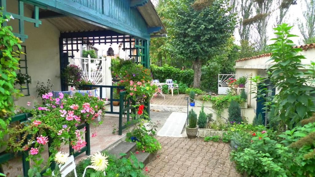 Zahrada ubytování Les Chenes Chambres D'hote