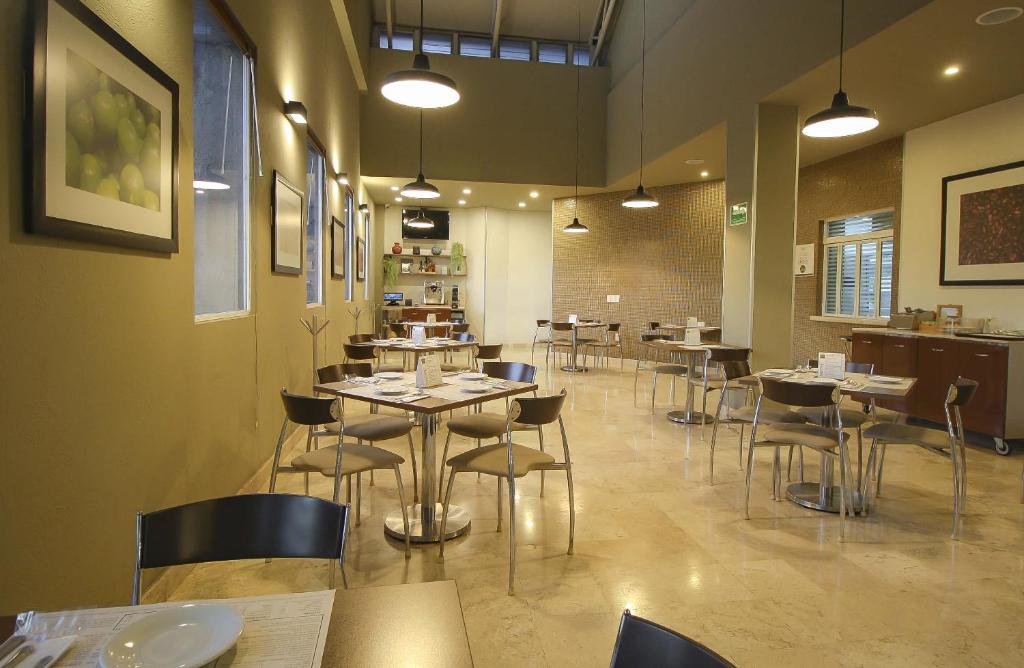 Restaurace v ubytování Hotel Turotel Morelia