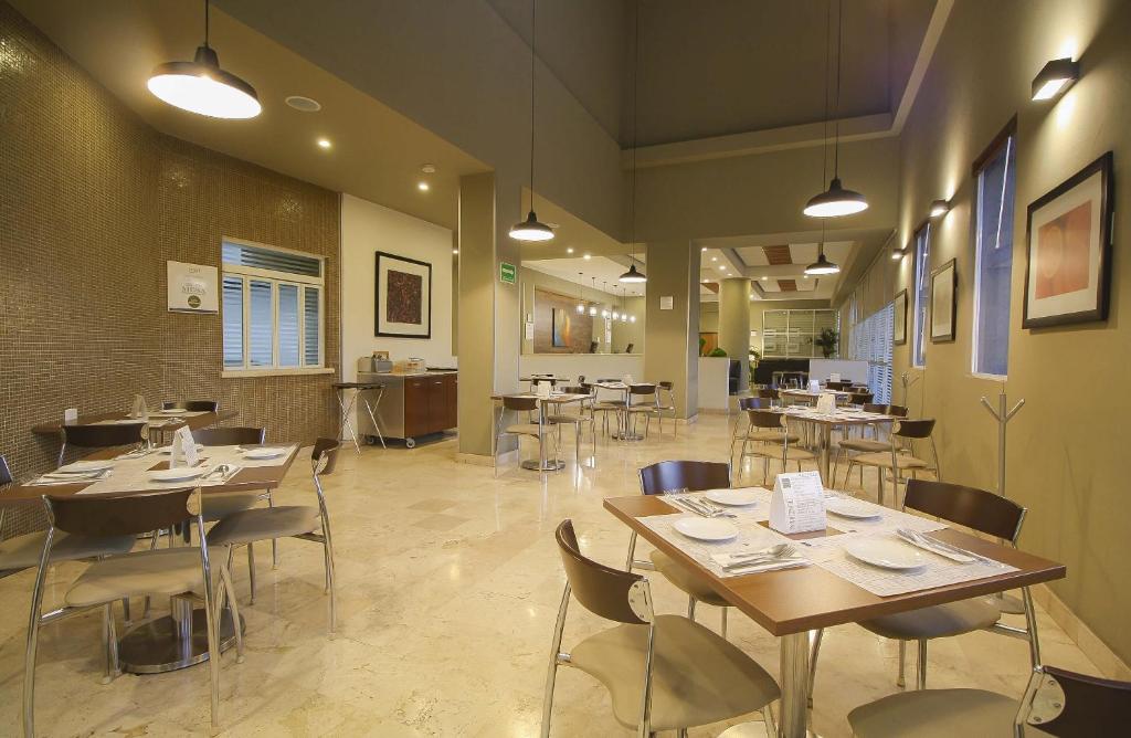Restaurace v ubytování Hotel Turotel Morelia