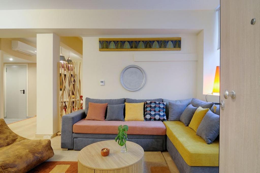 Arditos Hill Residence