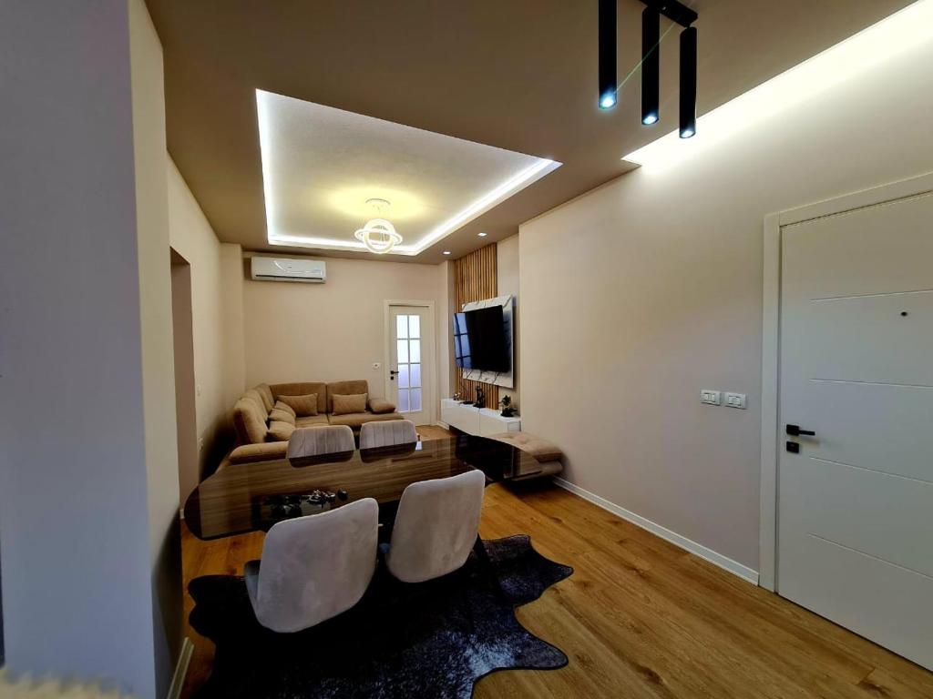 DION Apartment