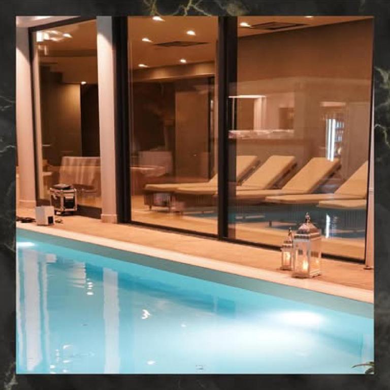 Bazén v ubytování Hotel Lemi nebo v jeho okolí