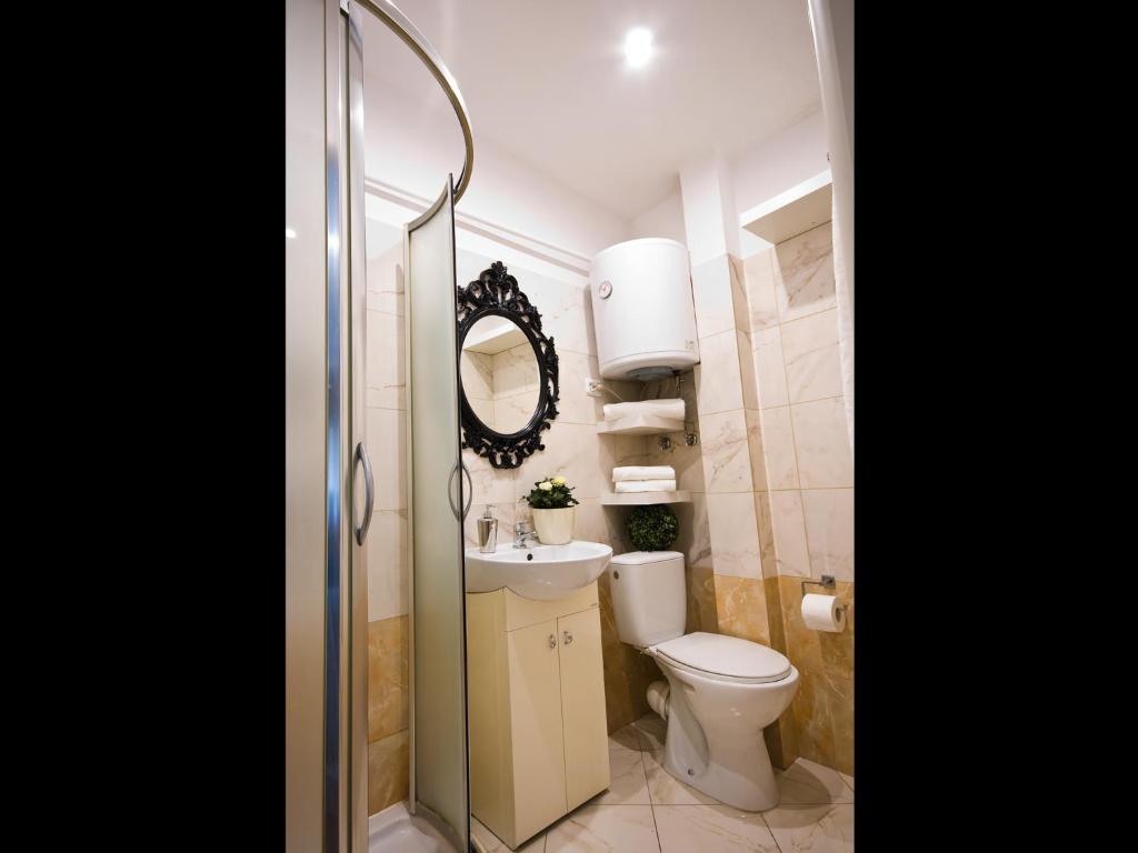 Apartmenty Mariacka 20 -Self Check-In 24h -Loud on the weekends - by Kanclerz Investment - Студийная квартира