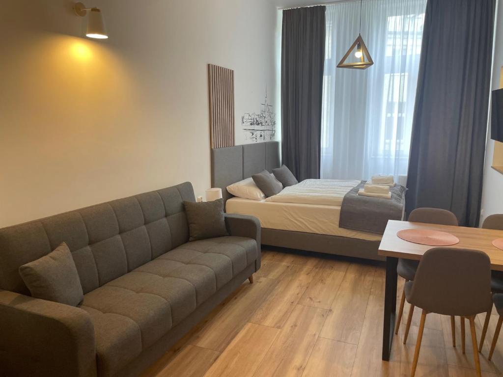 Aviendo Old Town Apartments - 12