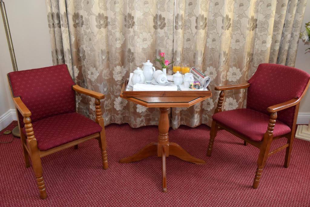 Nápoje v ubytování Rhu Glenn Hotel