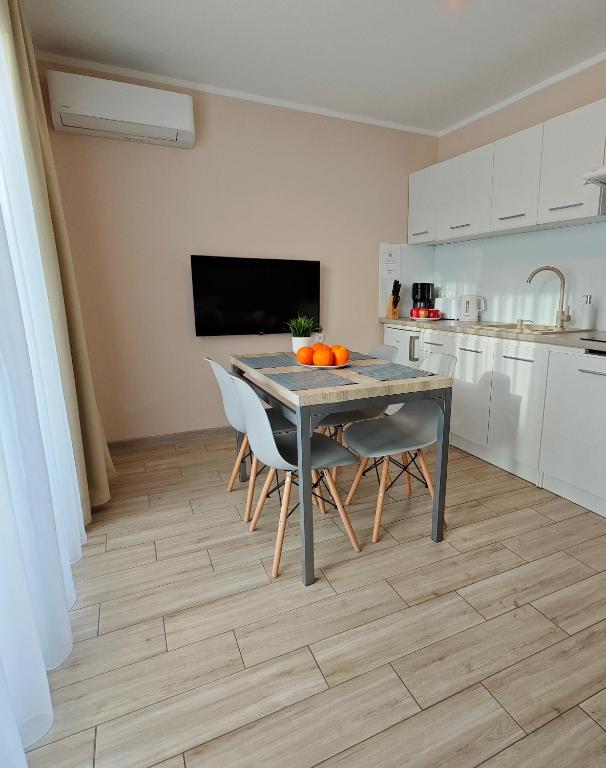 Kuchyňa alebo kuchynka v ubytovaní Marittimo Resort