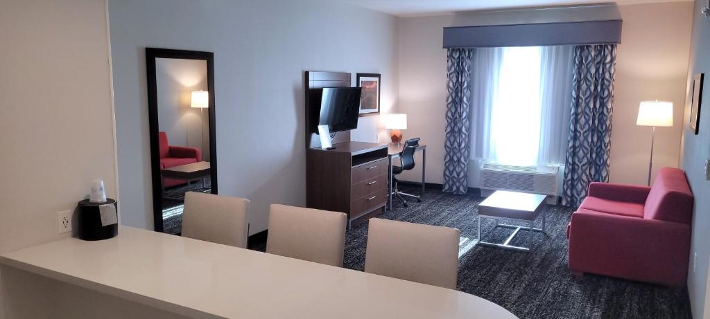 Posezení v ubytování Best Western Plus Coachella Valley Inn & Suites
