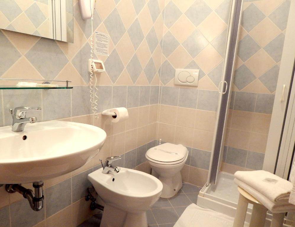 Koupelna v ubytování Hotel Il Gabbiano