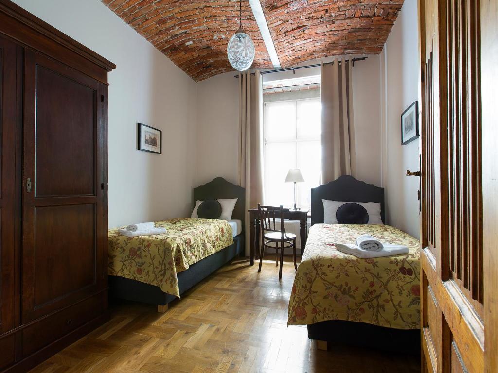 Antique Apartments Plac Szczepański - Two Bedrooms Apartment (6 Adults)
