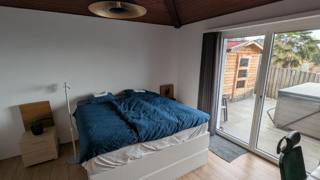 Young Backpackers Homestay - Resim 35