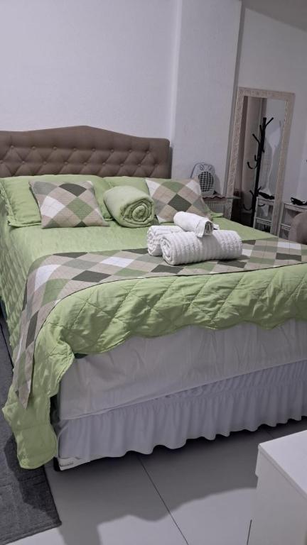 Ένα ή περισσότερα κρεβάτια σε δωμάτιο στο Smart Flat Apartamento A 64