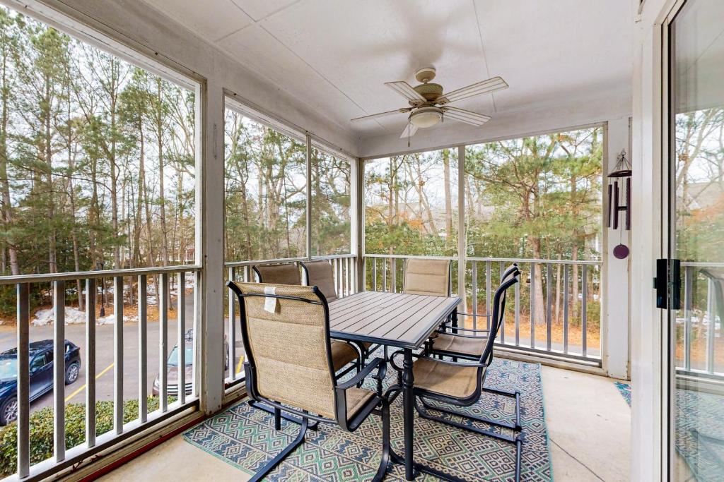 Balkón nebo terasa v ubytování Sea Colony --- 18003 Lakeview Ct