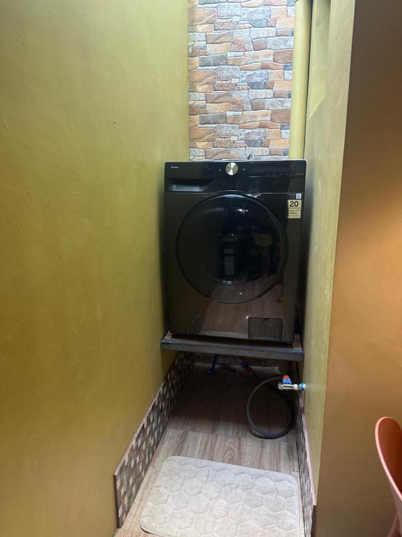 TV a/nebo společenská místnost v ubytování MisyEdz Homes Clark Dau