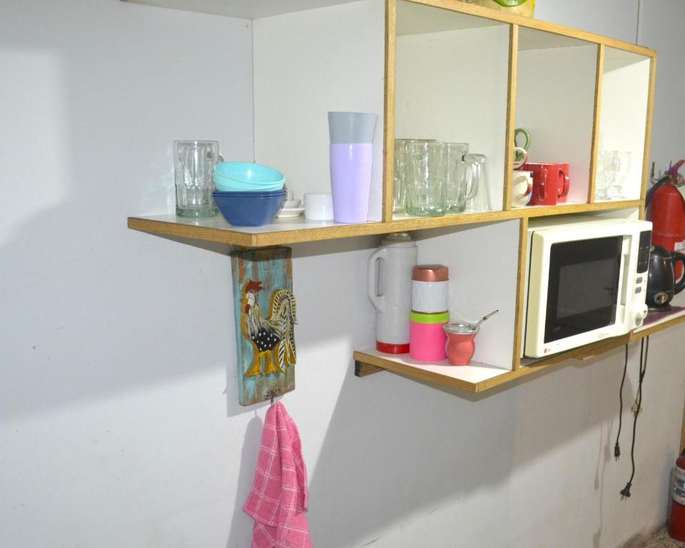 Kuchyň nebo kuchyňský kout v ubytování Tikka Hostel