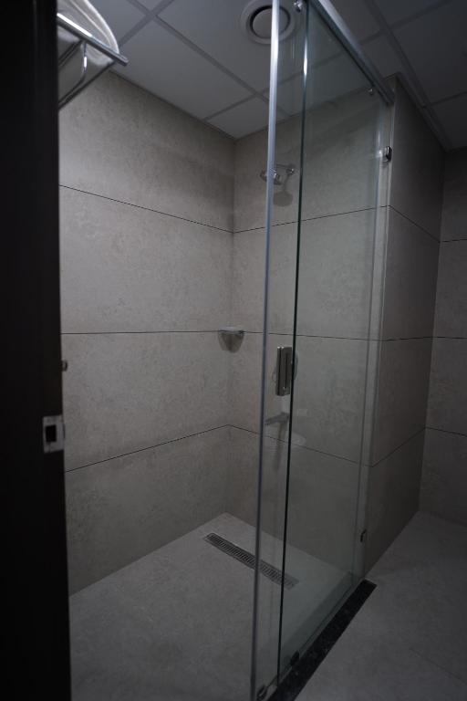 Koupelna v ubytování Hotel Sastha Grand