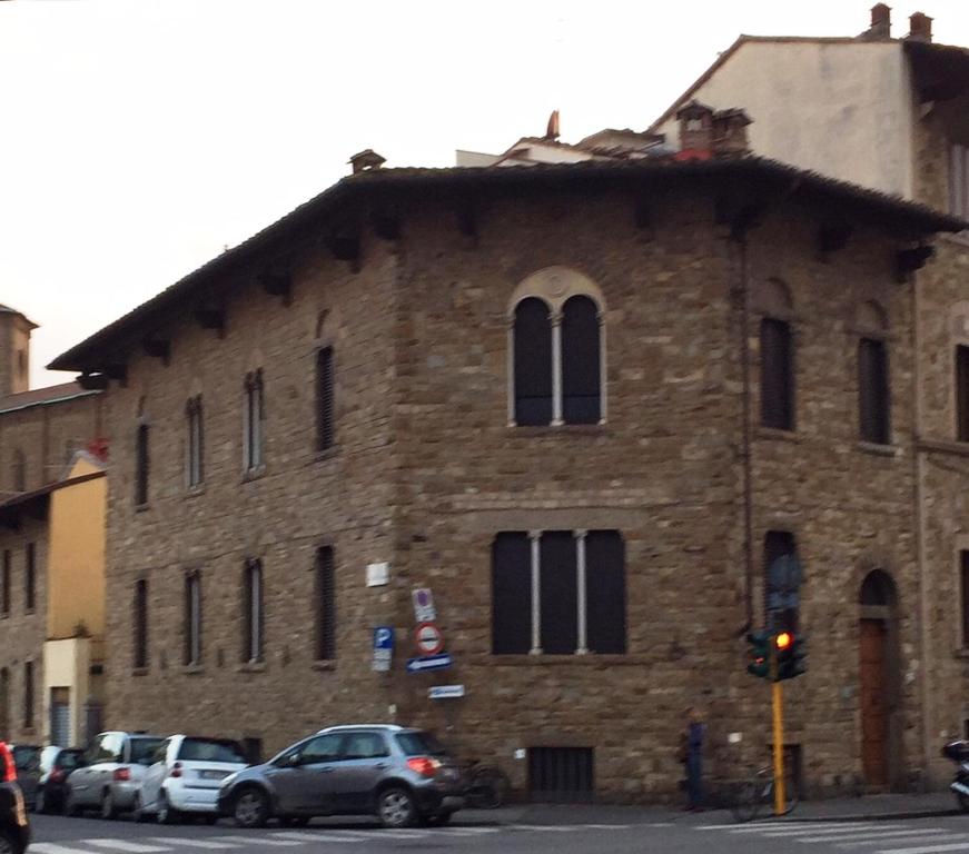 Romantic and Charming Apartments - 10