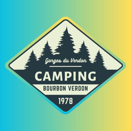 un panneau de camping avec des arbres en arrière-plan dans l'établissement Camping Bourbon Verdon, à La Palud-sur-Verdon