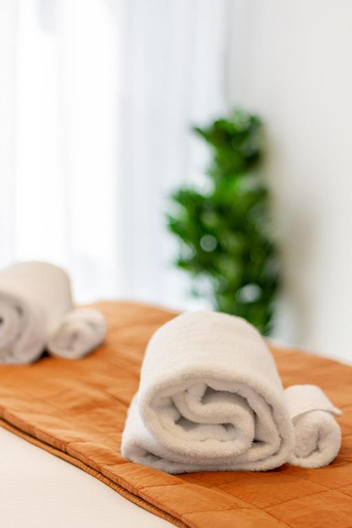 Elegant 4-Bedroom Townhouses in Vibrant CBD - Resim 4