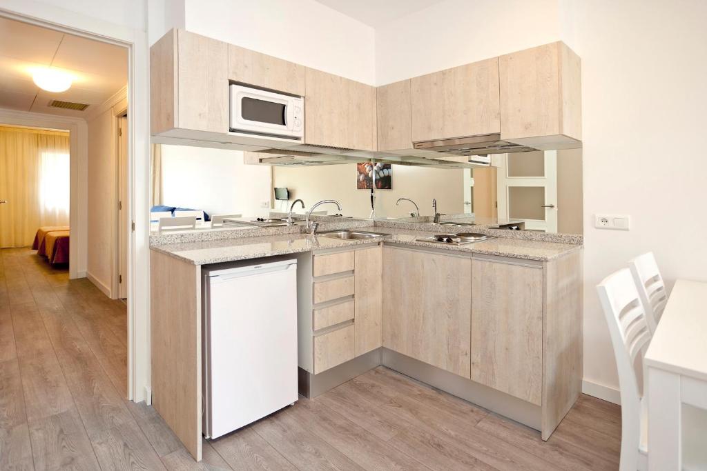 Apartamentos Port Eugeni - One-Bedroom Apartment